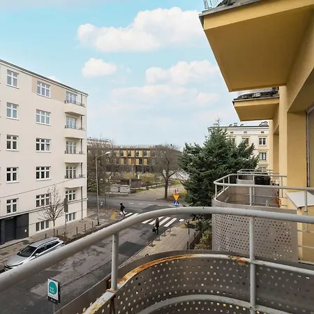 Апартаменти Wyjatkowy Z Parkingiem By Renters Познань